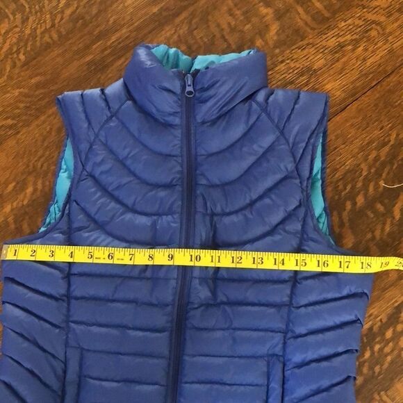 Bernardo Blue Channel Quilt Down Vest Sz M, Packable, Sporty, Outdoors - Picture 6 of 11
